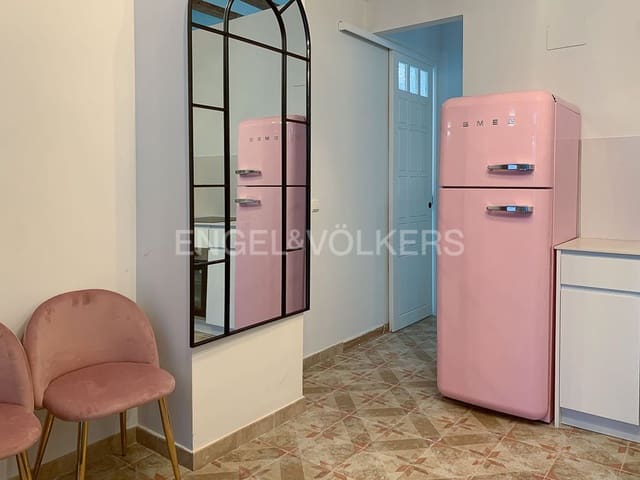 1 soveværelse Lejlighed til leje i El Mercat, Valencia by - € 1.400 (Ref: 9080148)
