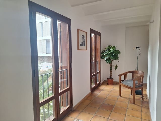1 soveværelse Lejlighed til leje i El Carme, Valencia by - € 1.150 (Ref: 9080170)