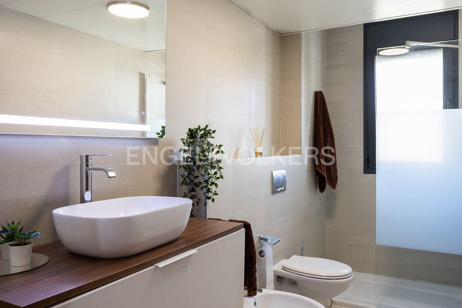 4 slaapkamer Villa te koop in Paterna met zwembad garage - € 577.000 (Ref: 9080181)