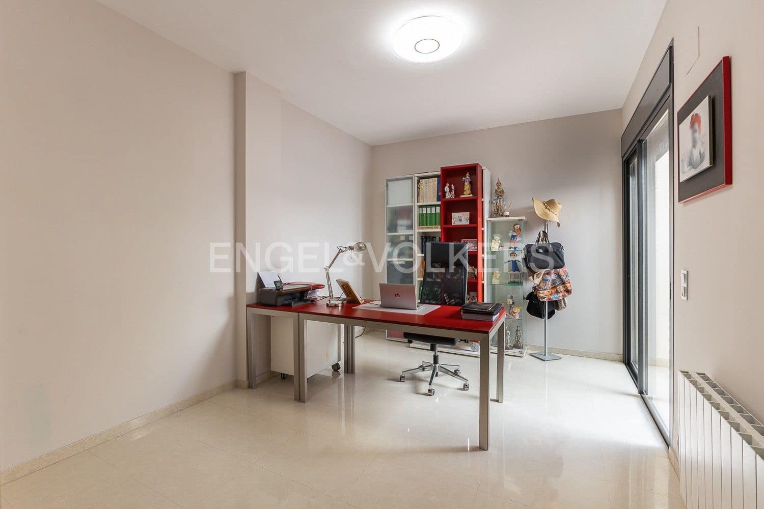 4 slaapkamer Villa te koop in Paterna met zwembad garage - € 577.000 (Ref: 9080181)