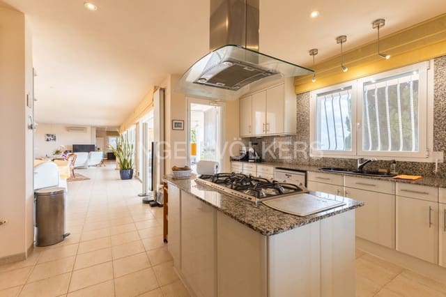 5 Zimmer Villa zu verkaufen in Sant Jordi mit Pool Garage - 780.000 € (Ref: 9080190)
