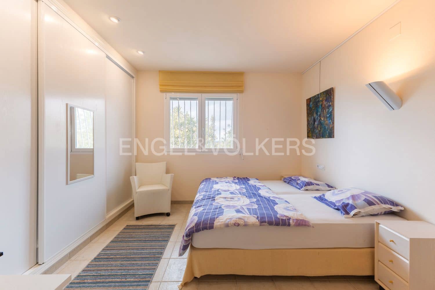 5 bedroom Villa for sale in Sant Jordi with pool garage - € 780,000 (Ref: 9080190)