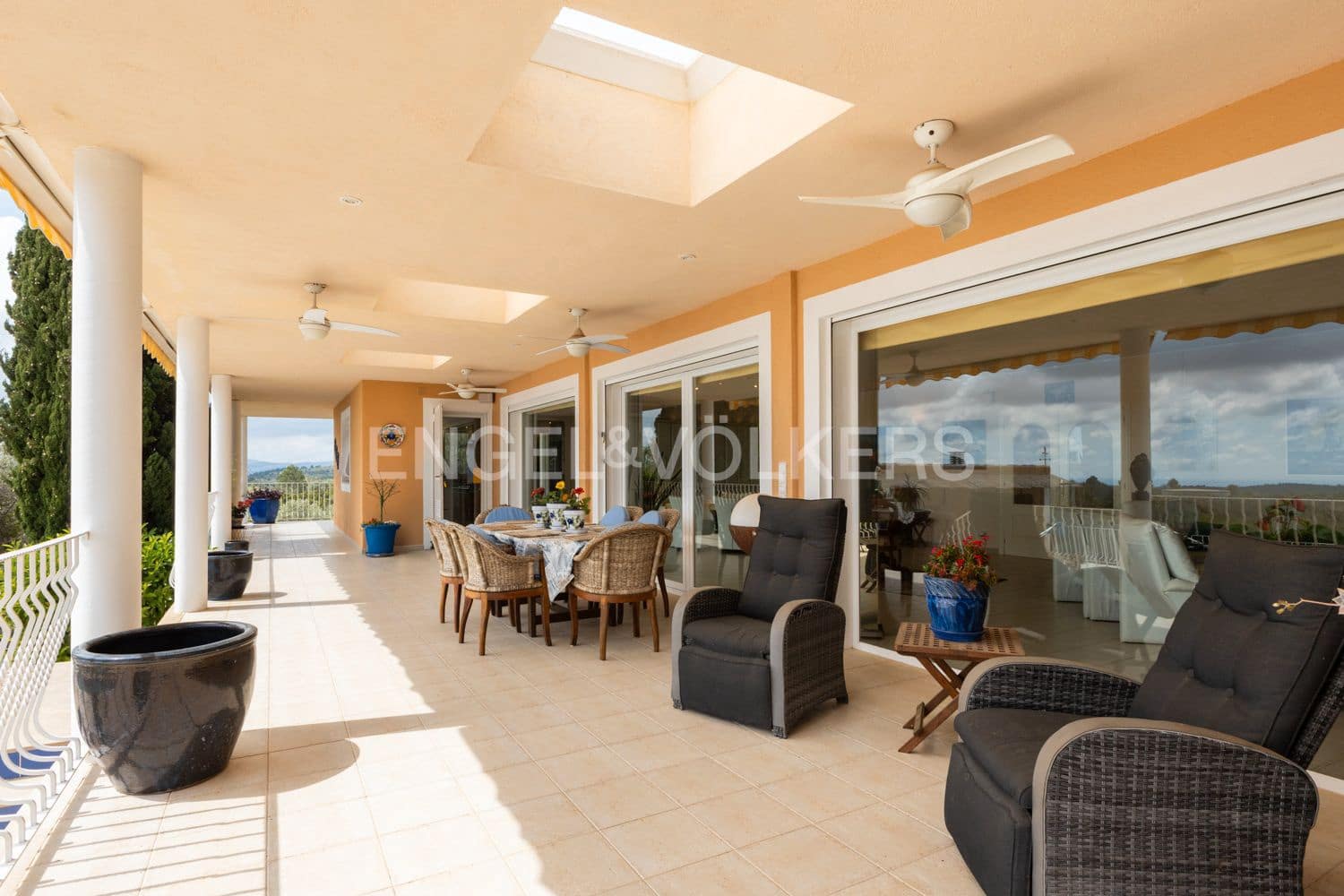 5 bedroom Villa for sale in Sant Jordi with pool garage - € 780,000 (Ref: 9080190)