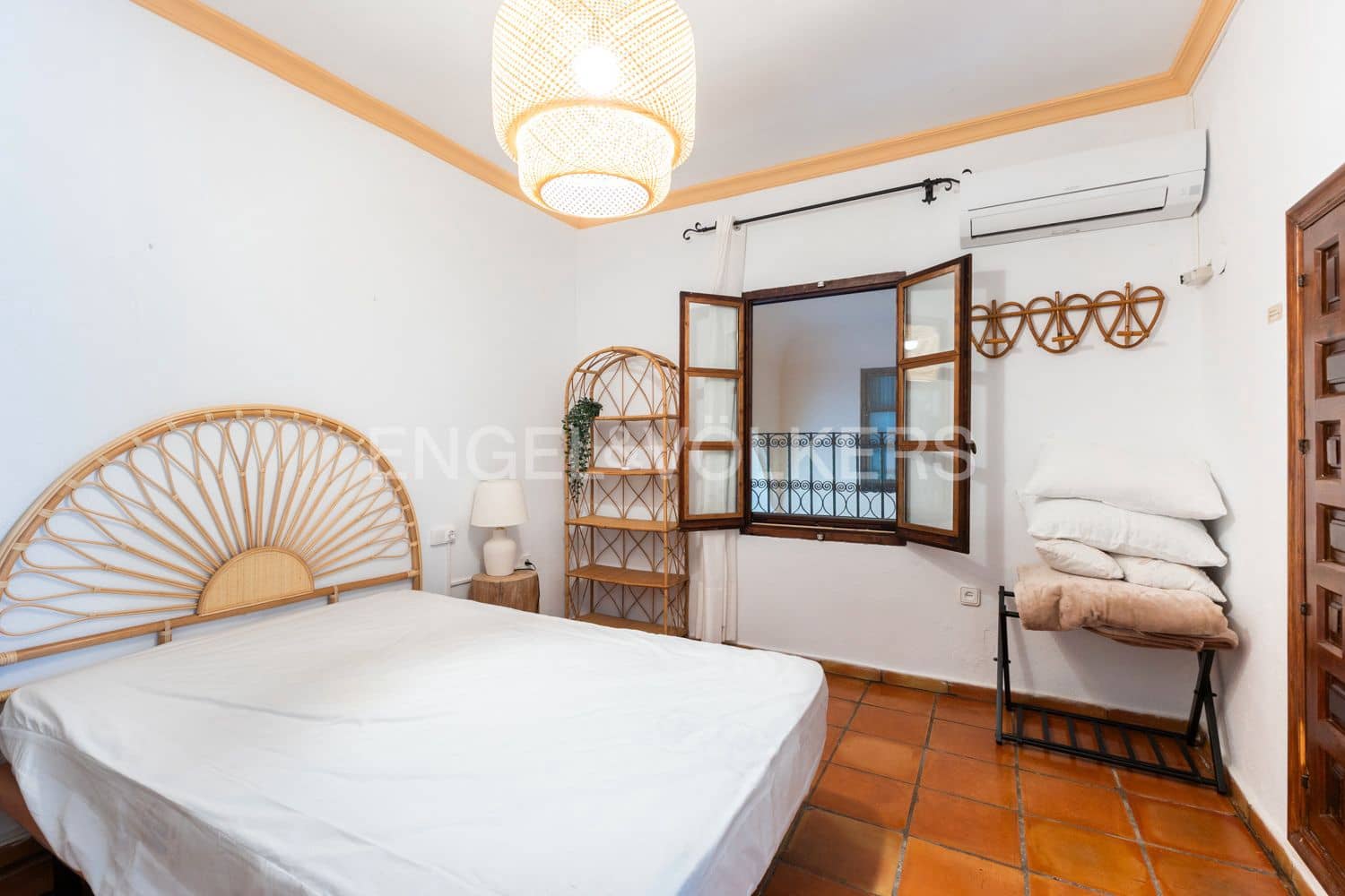12 sovrum Hotell till salu i Xativa med pool garage - 875 000 € (Ref: 9080205)