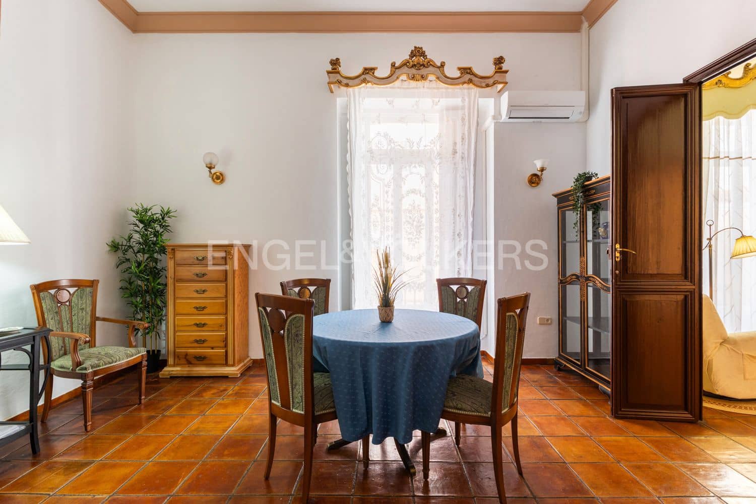 12 sovrum Hotell till salu i Xativa med pool garage - 875 000 € (Ref: 9080205)