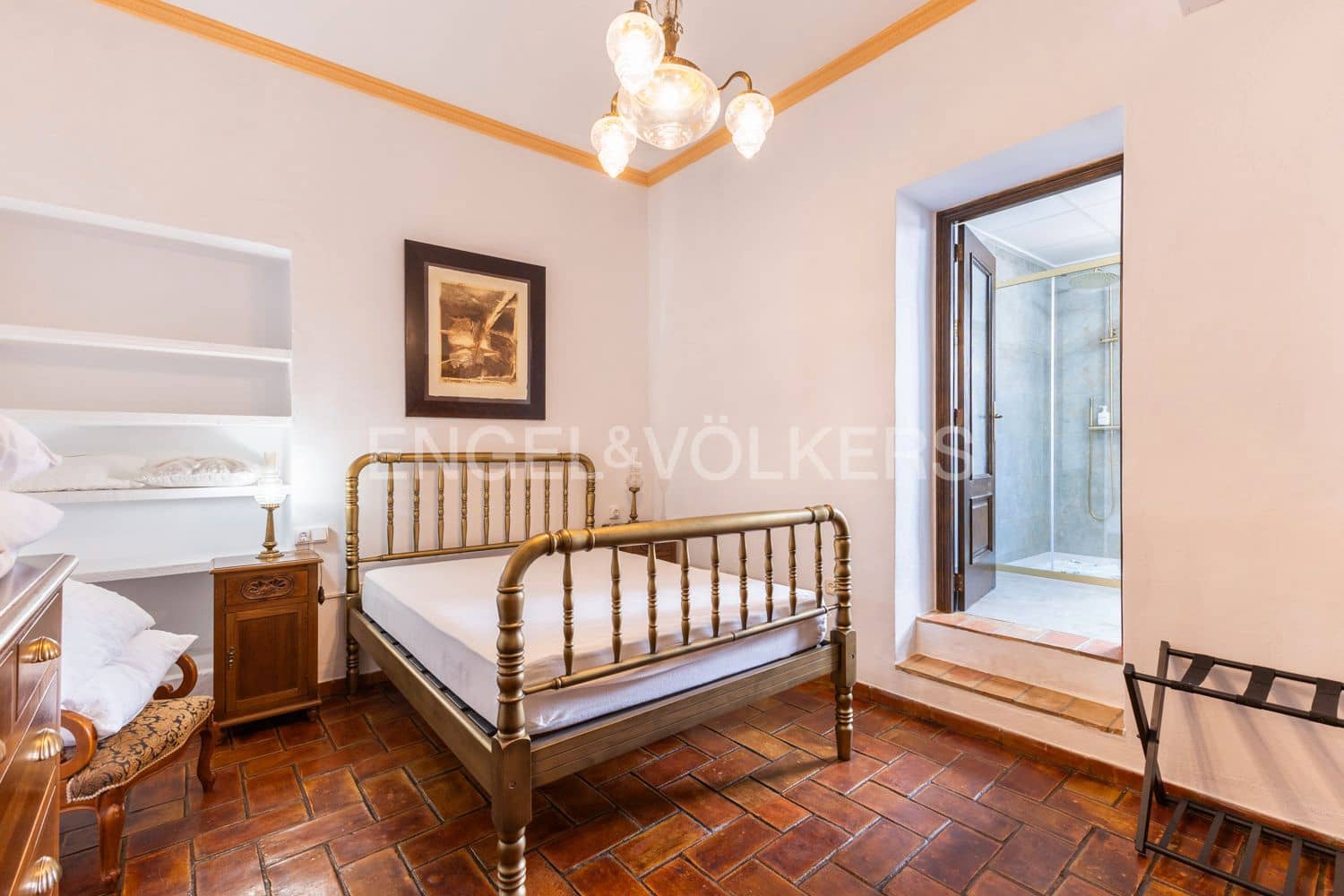 12 sovrum Hotell till salu i Xativa med pool garage - 875 000 € (Ref: 9080205)