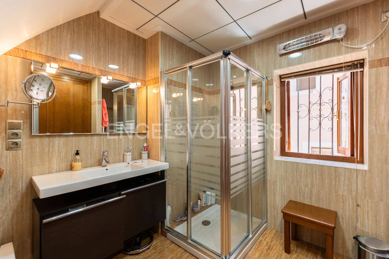 12 sovrum Hotell till salu i Xativa med pool garage - 875 000 € (Ref: 9080205)