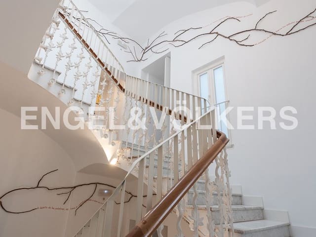 1 soveværelse Lejlighed til leje i La Seu, Valencia by - € 1.700 (Ref: 9080212)
