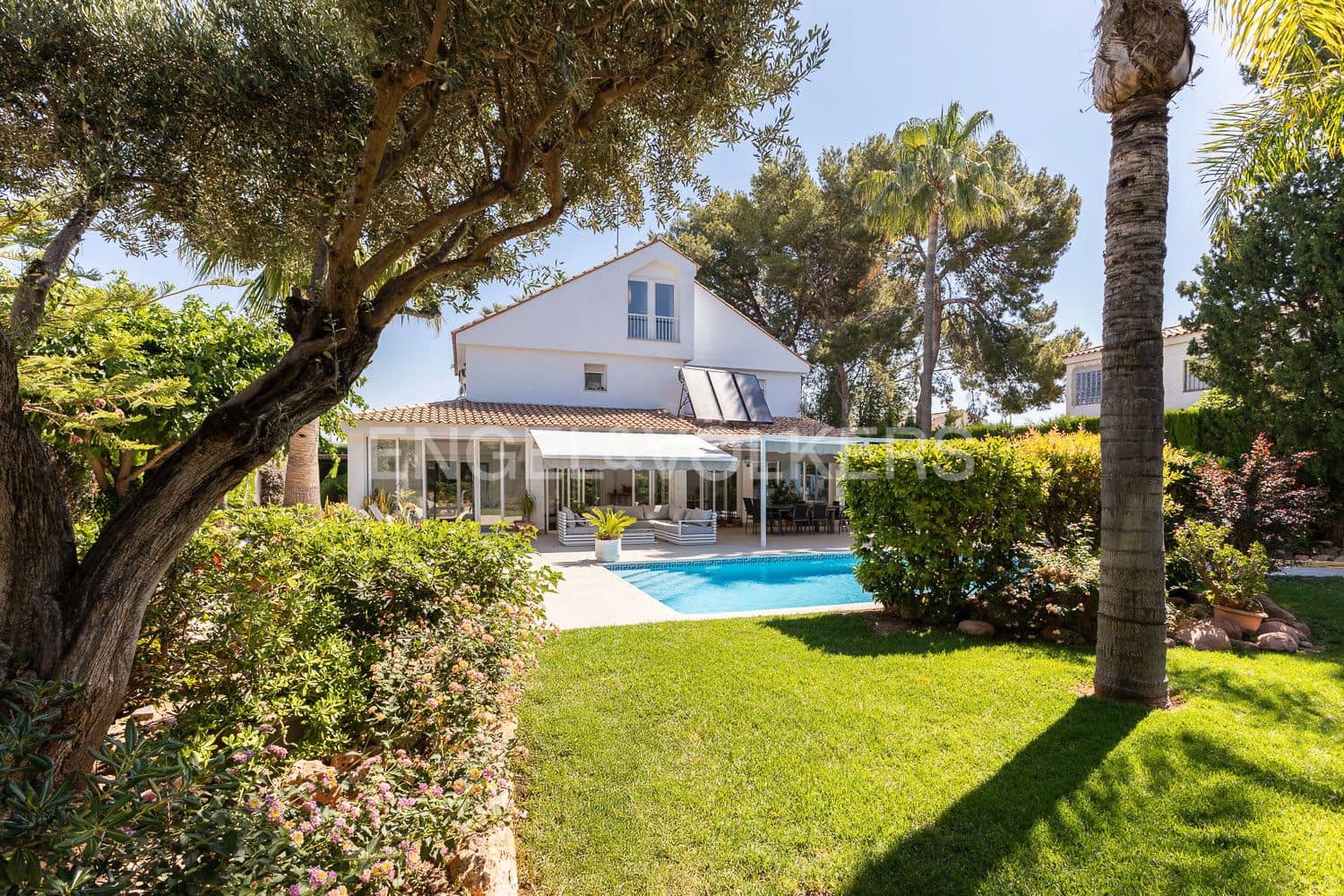 6 chambre Villa/Maison à vendre à L'Eliana avec piscine garage - 900 000 € (Ref: 9080213)