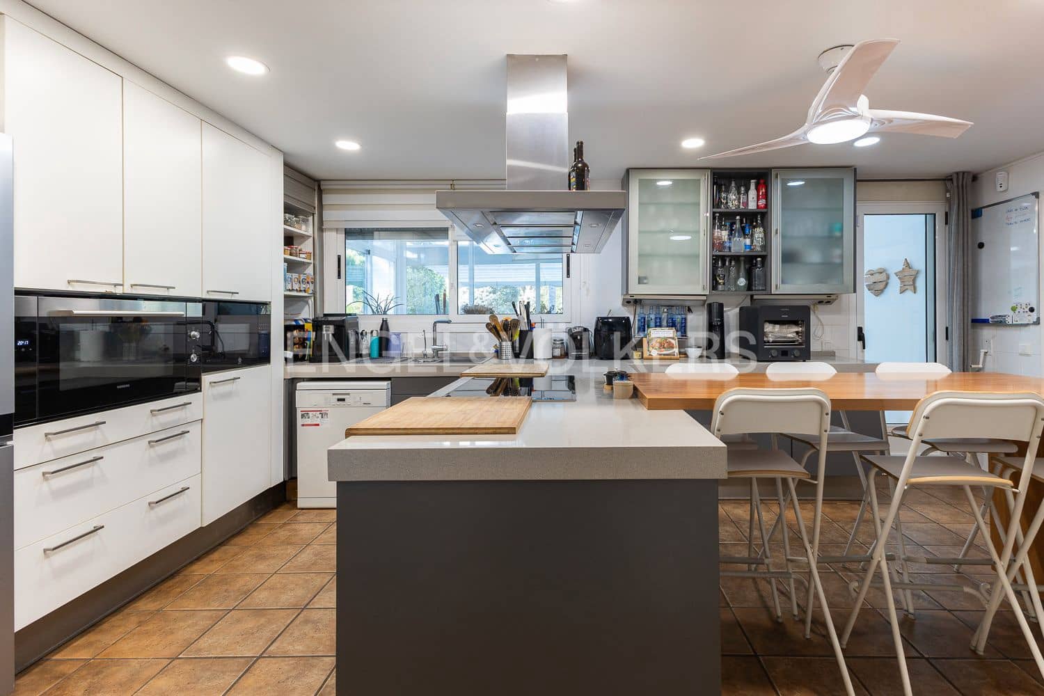 6 chambre Villa/Maison à vendre à L'Eliana avec piscine garage - 900 000 € (Ref: 9080213)
