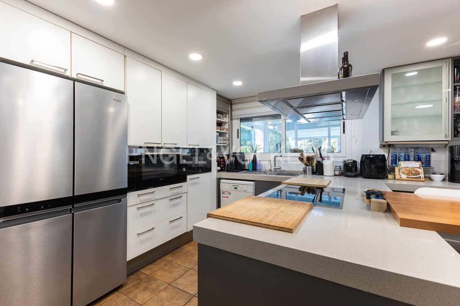 6 chambre Villa/Maison à vendre à L'Eliana avec piscine garage - 900 000 € (Ref: 9080213)