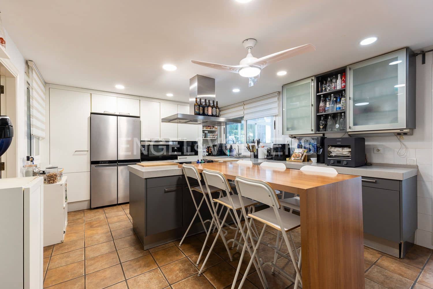 6 chambre Villa/Maison à vendre à L'Eliana avec piscine garage - 900 000 € (Ref: 9080213)