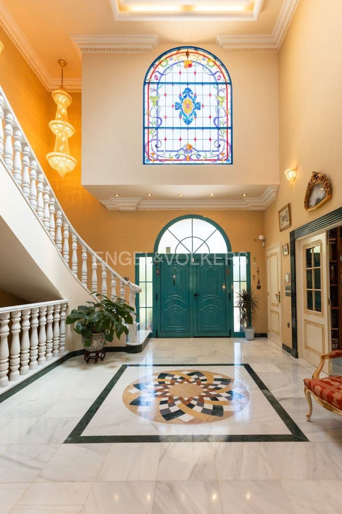 3 bedroom Villa for sale in Viver with garage - € 750,000 (Ref: 9080230)