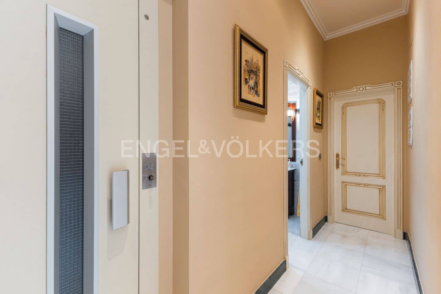 3 bedroom Villa for sale in Viver with garage - € 750,000 (Ref: 9080230)
