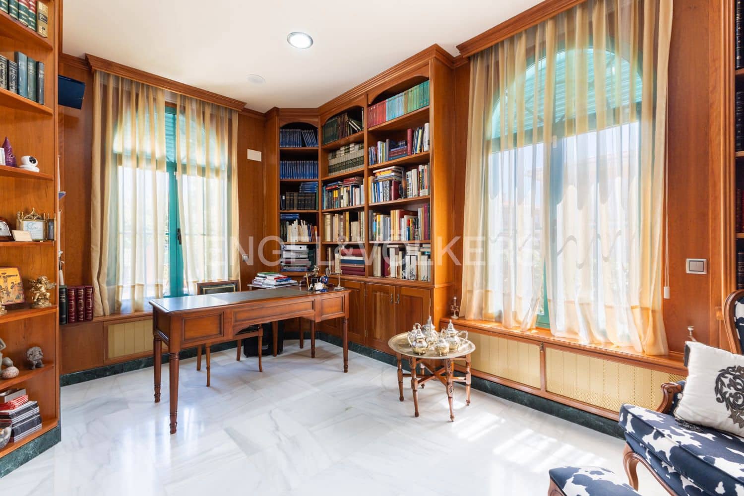 3 bedroom Villa for sale in Viver with garage - € 750,000 (Ref: 9080230)
