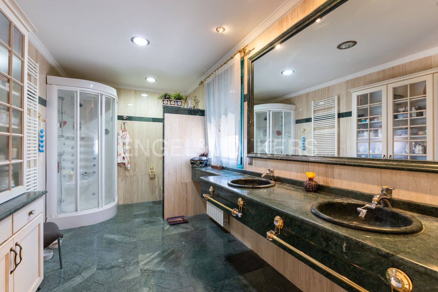 3 bedroom Villa for sale in Viver with garage - € 750,000 (Ref: 9080230)