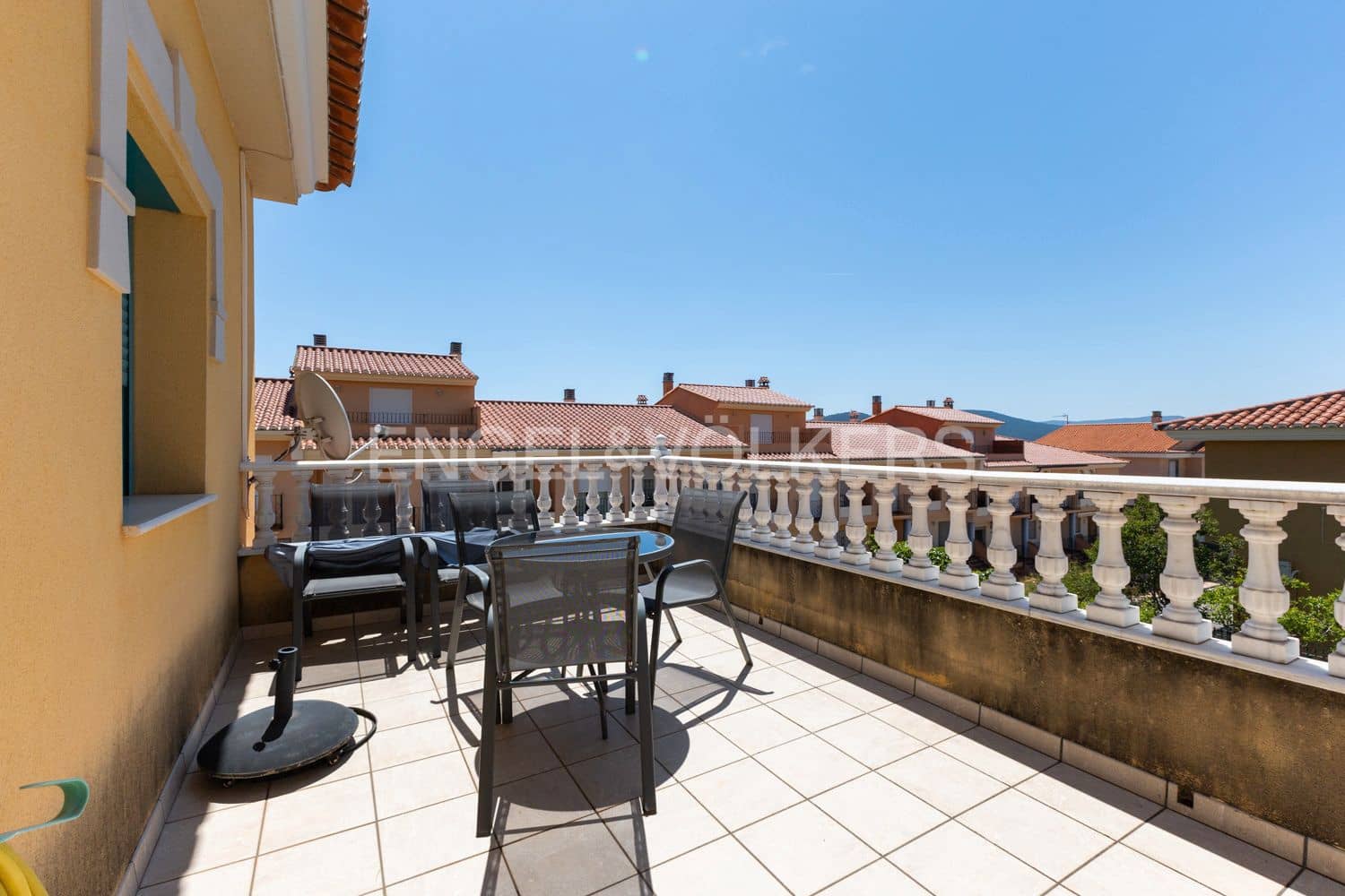3 bedroom Villa for sale in Viver with garage - € 750,000 (Ref: 9080230)