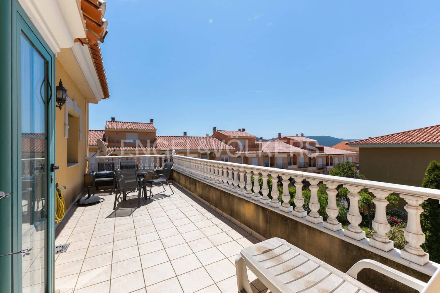 3 bedroom Villa for sale in Viver with garage - € 750,000 (Ref: 9080230)