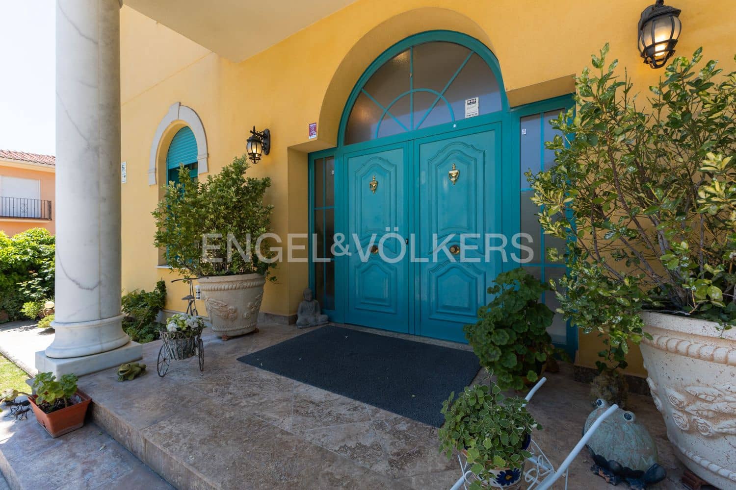 3 bedroom Villa for sale in Viver with garage - € 750,000 (Ref: 9080230)