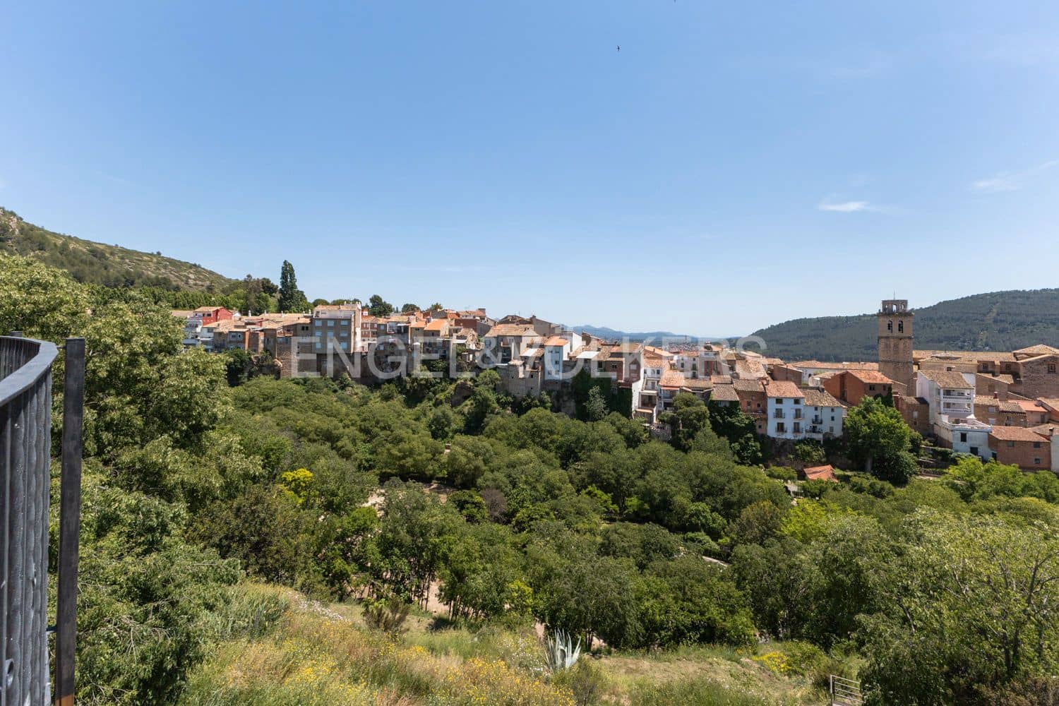 3 bedroom Villa for sale in Viver with garage - € 750,000 (Ref: 9080230)