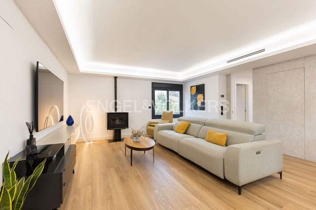 4 soveværelse Villa til salg i Turís med swimmingpool garage - € 550.000 (Ref: 9080259)