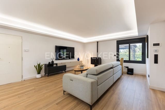 4 soveværelse Villa til salg i Turís med swimmingpool garage - € 550.000 (Ref: 9080259)