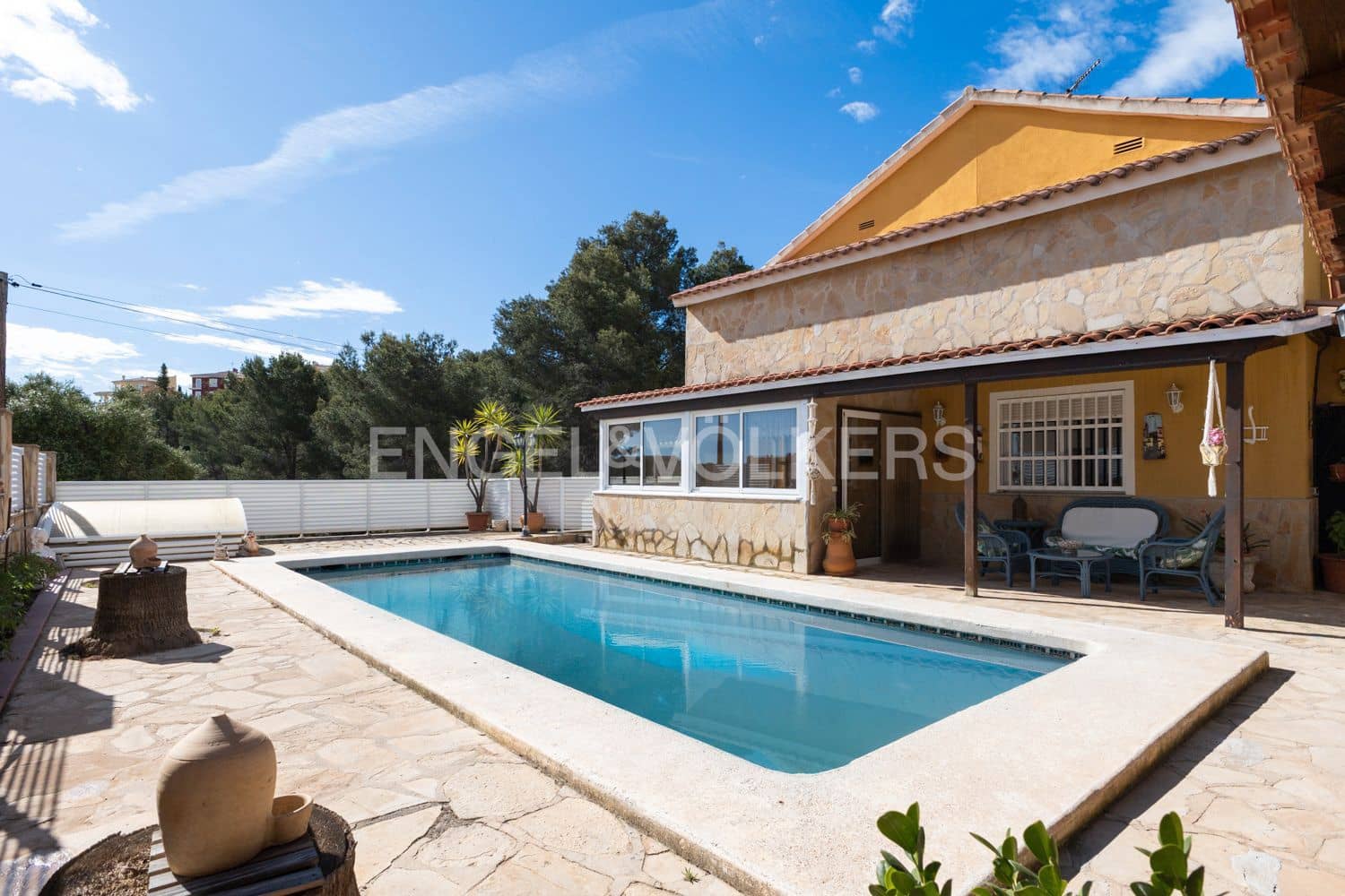 Chalet de 5 habitaciones en Oropesa  en venta con piscina garaje - 439.000 € (Ref: 9080263)