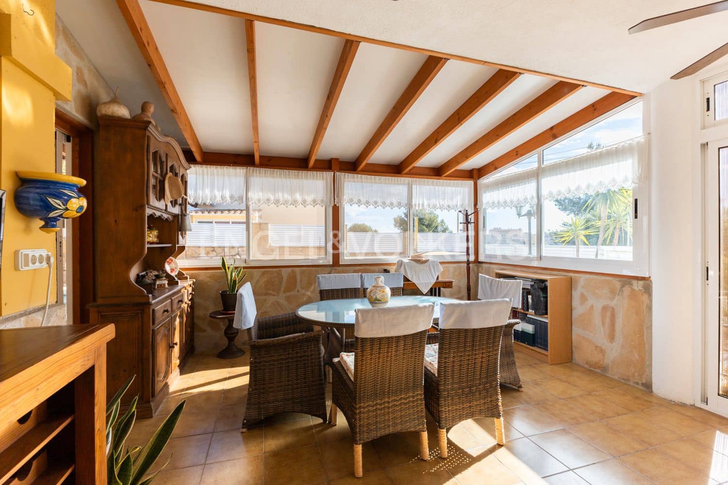 Chalet de 5 habitaciones en Oropesa  en venta con piscina garaje - 439.000 € (Ref: 9080263)