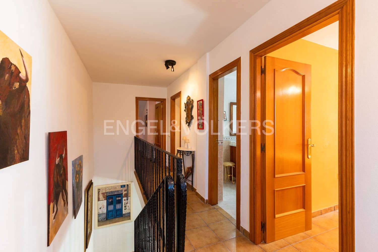 Chalet de 5 habitaciones en Oropesa  en venta con piscina garaje - 439.000 € (Ref: 9080263)