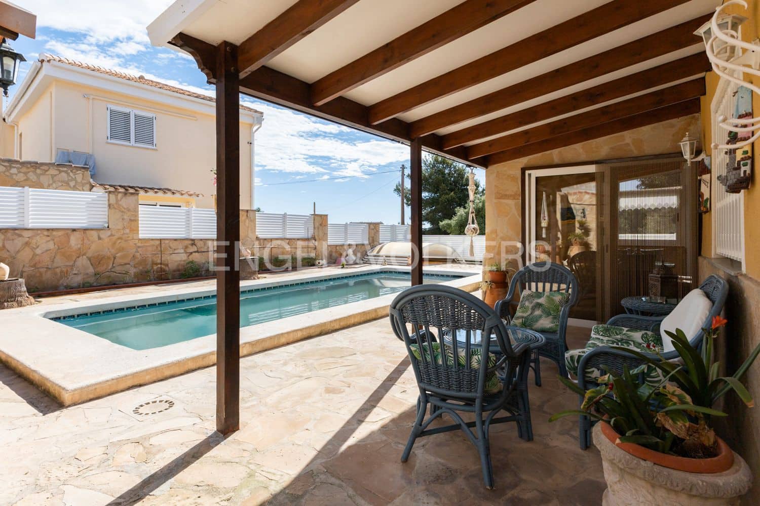 Chalet de 5 habitaciones en Oropesa  en venta con piscina garaje - 439.000 € (Ref: 9080263)
