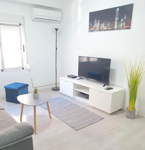 3 soveværelse Lejlighed til leje i L'Illa Perduda, Valencia by - € 1.500 (Ref: 9080272)