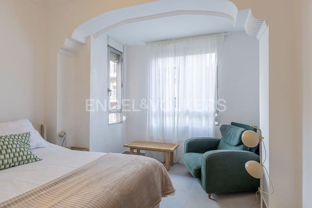 4 soveværelse Lejlighed til leje i Mont-Olivet, Valencia by - € 2.300 (Ref: 9080284)