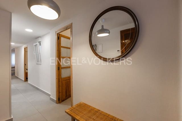 4 soveværelse Lejlighed til leje i Mont-Olivet, Valencia by - € 2.300 (Ref: 9080284)