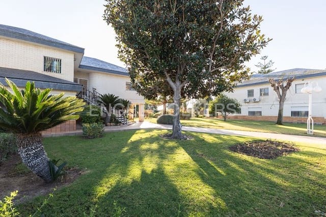 5 soveværelse Villa til leje i Torrent med swimmingpool garage - € 3.200 (Ref: 9080293)