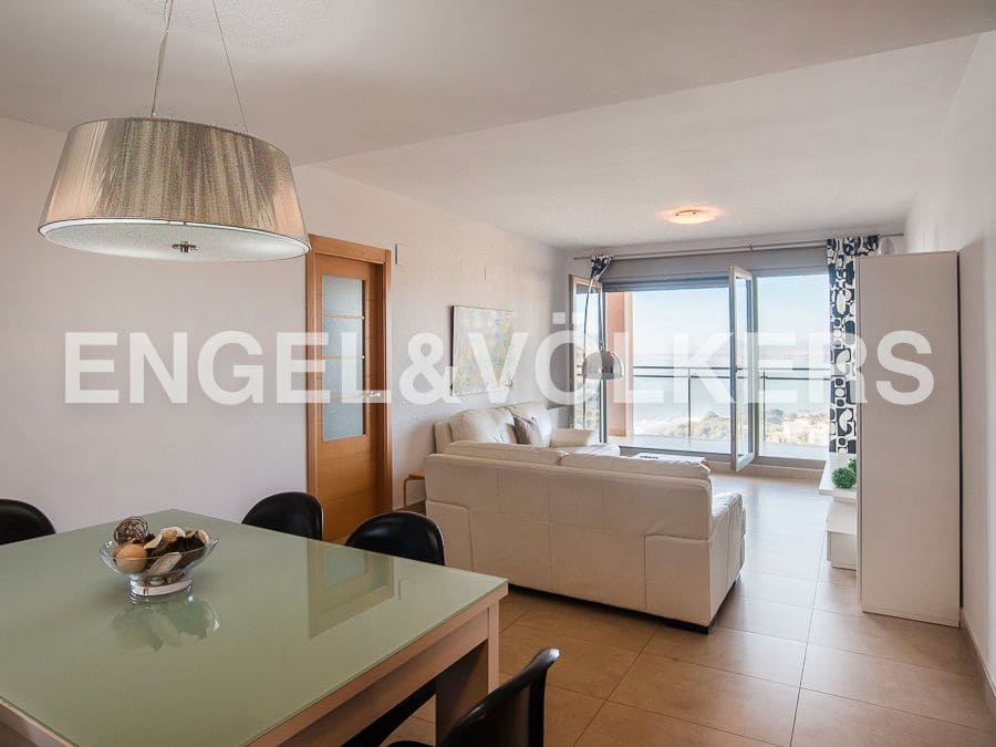 2 bedroom Apartment for rent in Oropesa  with pool garage - € 1,800 (Ref: 9080304)