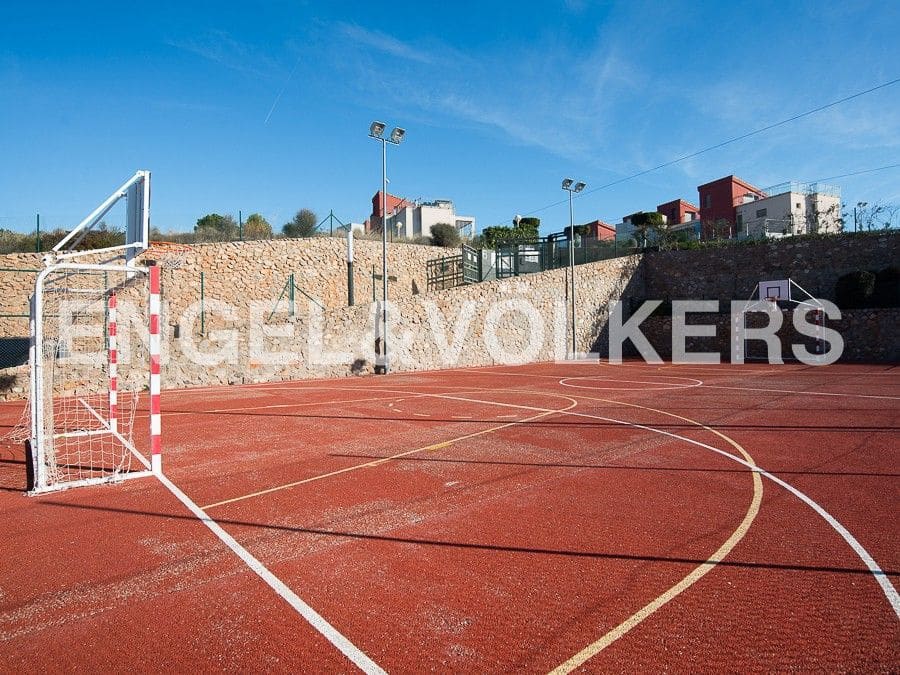 2 bedroom Apartment for rent in Oropesa  with pool garage - € 1,800 (Ref: 9080304)