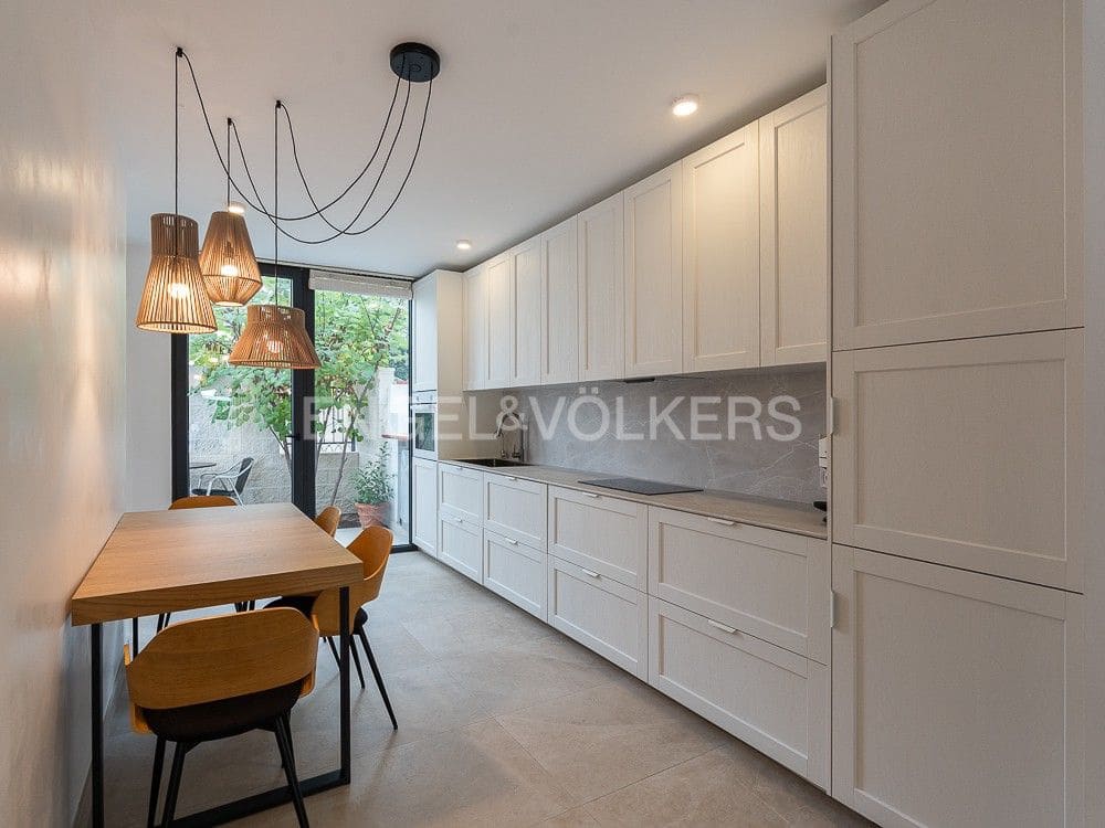 3 quarto Moradia Geminada para arrendar em Valencia cidade com piscina garagem - 3 900 € (Ref: 9080306)