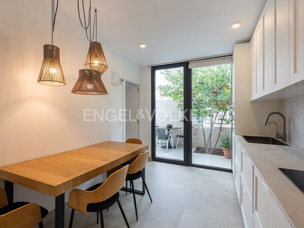 3 quarto Moradia Geminada para arrendar em Valencia cidade com piscina garagem - 3 900 € (Ref: 9080306)