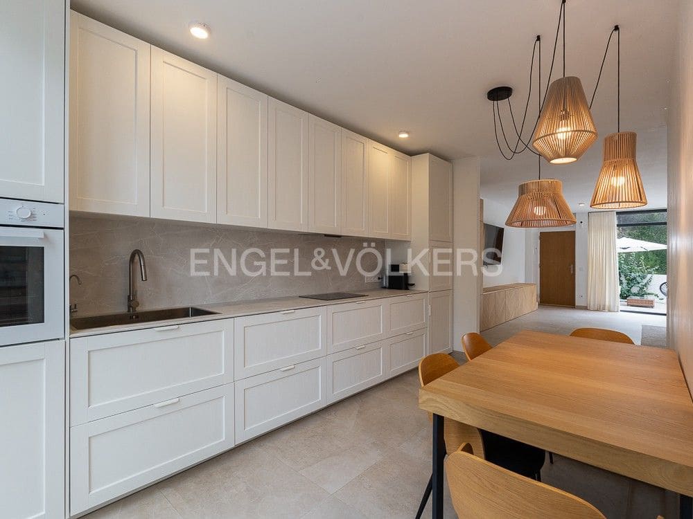 3 quarto Moradia Geminada para arrendar em Valencia cidade com piscina garagem - 3 900 € (Ref: 9080306)