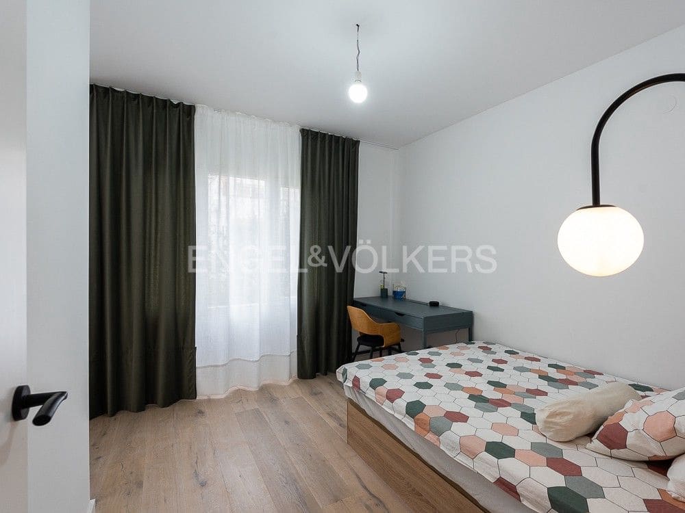 3 quarto Moradia Geminada para arrendar em Valencia cidade com piscina garagem - 3 900 € (Ref: 9080306)