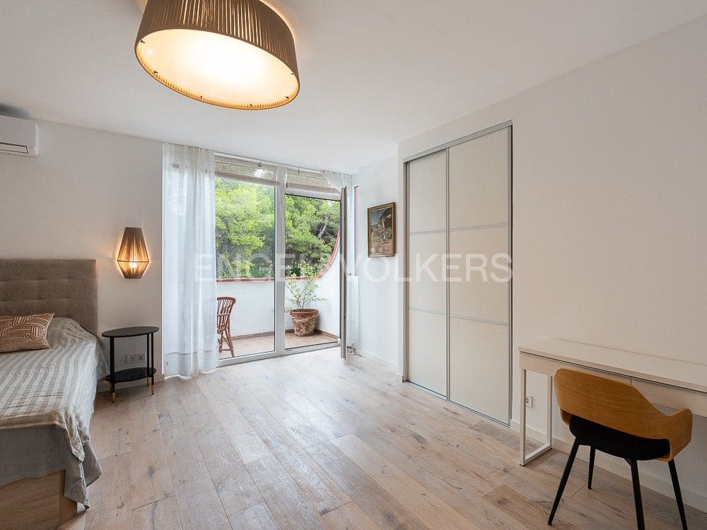 3 quarto Moradia Geminada para arrendar em Valencia cidade com piscina garagem - 3 900 € (Ref: 9080306)