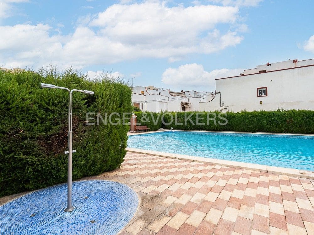 3 quarto Moradia Geminada para arrendar em Valencia cidade com piscina garagem - 3 900 € (Ref: 9080306)