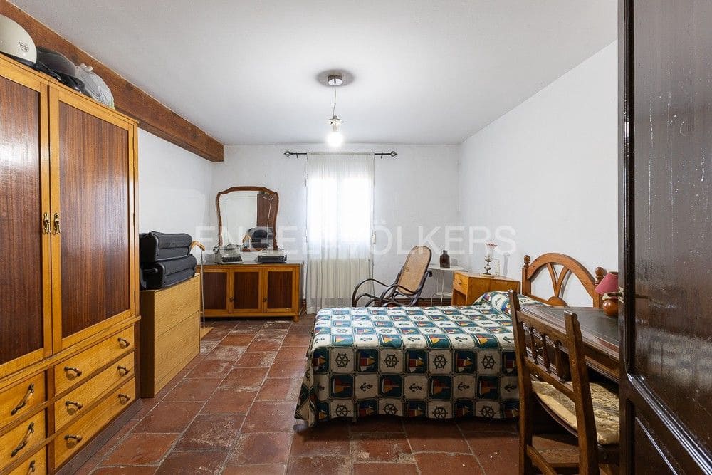 7 makuuhuone Huvila myytävänä paikassa Paterna - 900 000 € (Ref: 9080318)