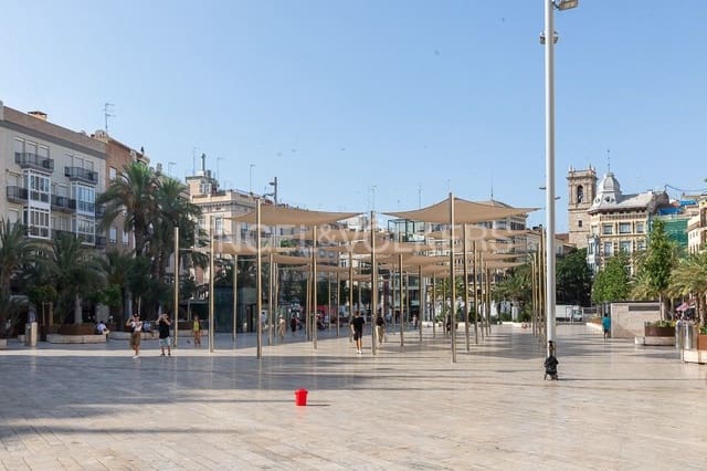 Garage til salg i La Seu, Valencia by - € 45.000 (Ref: 9080324)