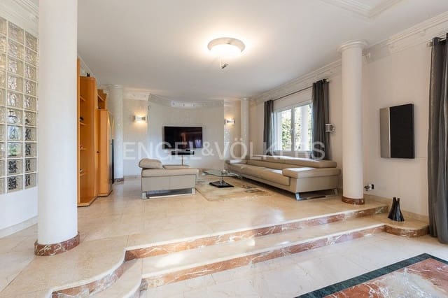 5 sypialnia Willa na sprzedaż w Carcaixent z garażem - 449 000 € (Ref: 9080334)