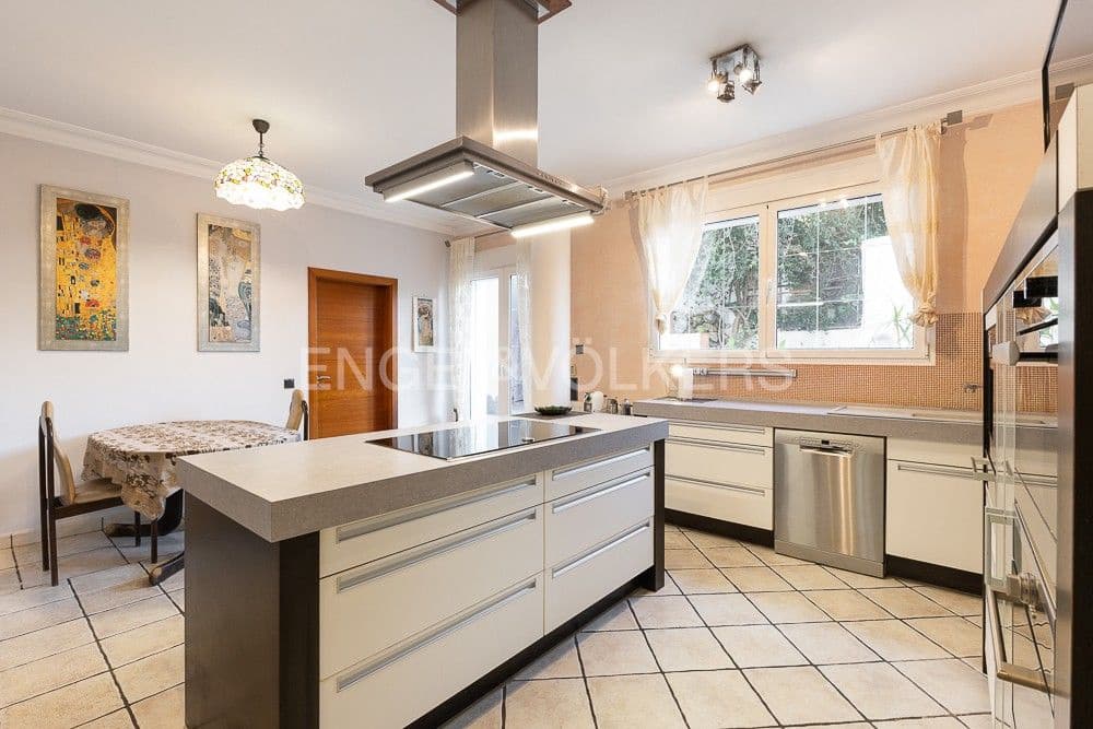 5 sypialnia Willa na sprzedaż w Carcaixent z garażem - 449 000 € (Ref: 9080334)