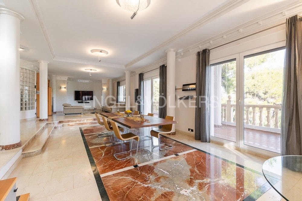 5 sypialnia Willa na sprzedaż w Carcaixent z garażem - 449 000 € (Ref: 9080334)