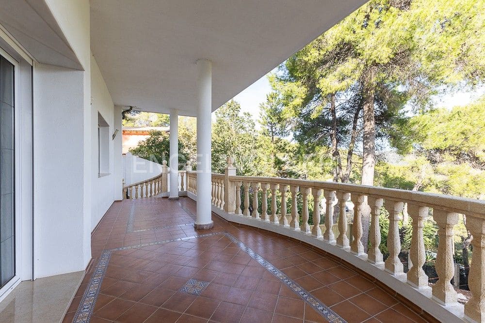 5 sypialnia Willa na sprzedaż w Carcaixent z garażem - 449 000 € (Ref: 9080334)