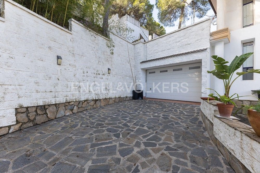 5 sypialnia Willa na sprzedaż w Carcaixent z garażem - 449 000 € (Ref: 9080334)