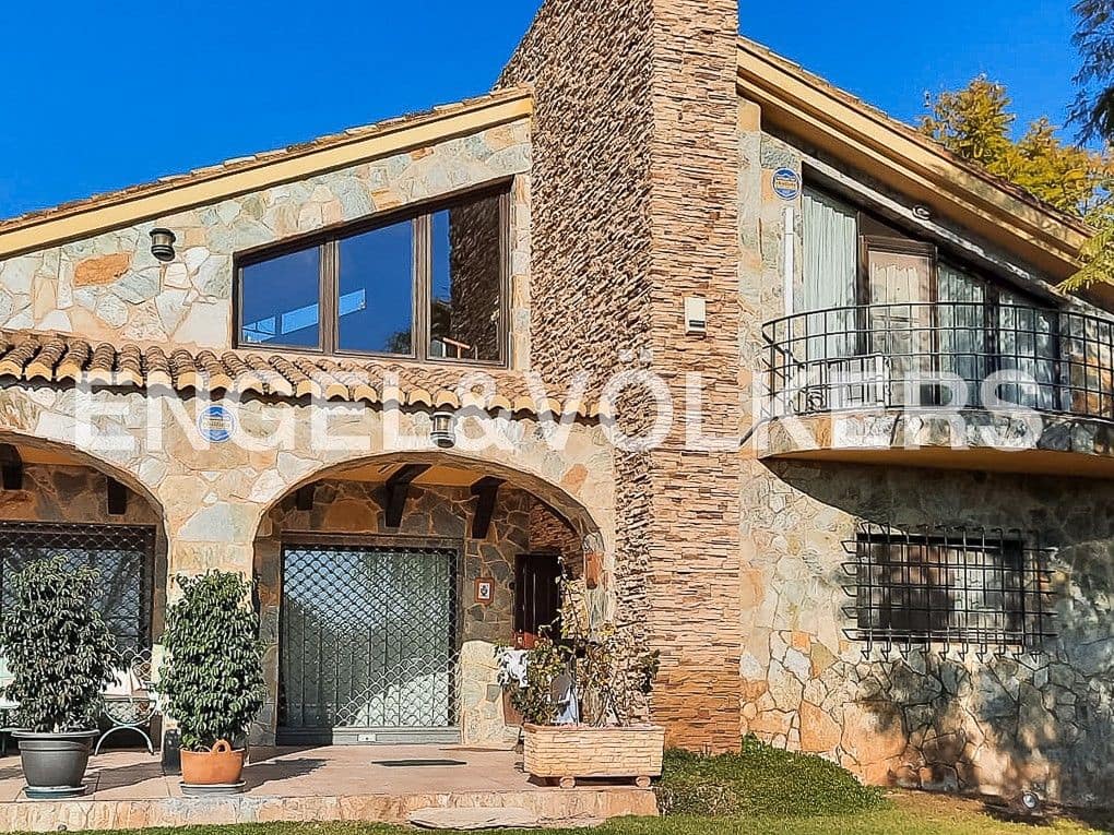 Chalet de 6 habitaciones en Puçol en venta con piscina garaje - 1.200.000 € (Ref: 9080351)